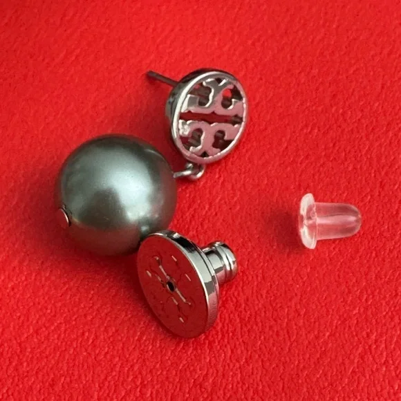 NEW Tory Burch Silver and Gray Pearl Drop Earrings - Picture 4 of 7